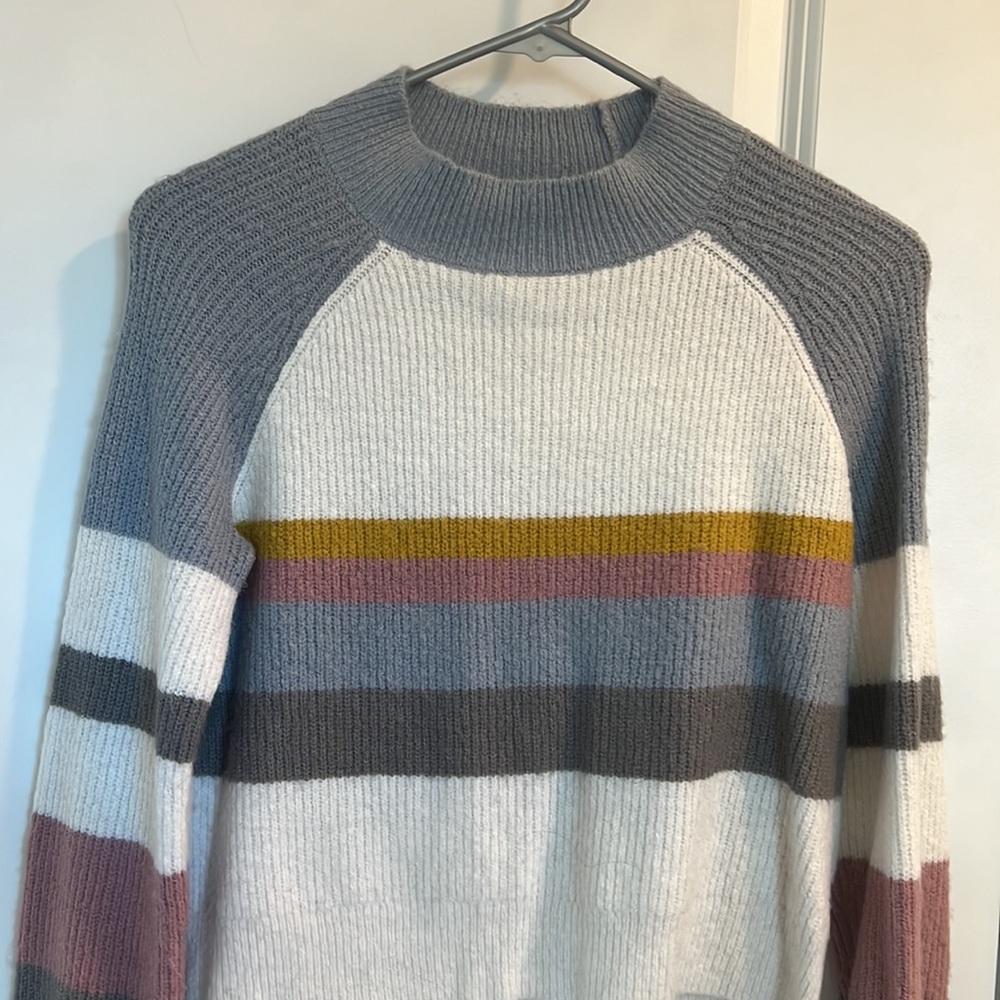 Excellent Sweater! - Picture 2 of 2